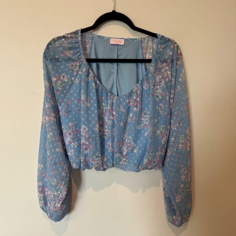 Pink Lily Floral Blue Cropped Women's Top Size Medium Girly Feminine Summer